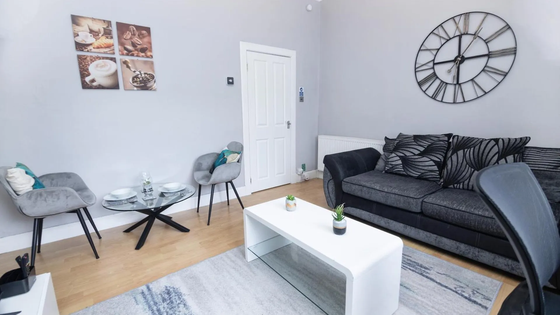 The Summit Apartment Holburn - Lovely 1 Bedroom Абердин 0*,